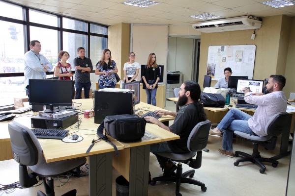 Agência de Notícias foi um dos locais visitados pela comitiva do UNI7 (Foto: Máximo Moura)