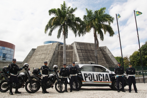 2ª CPG aumenta reforço policial no entorno da Assembleia. (Foto: Bia Medeiros)