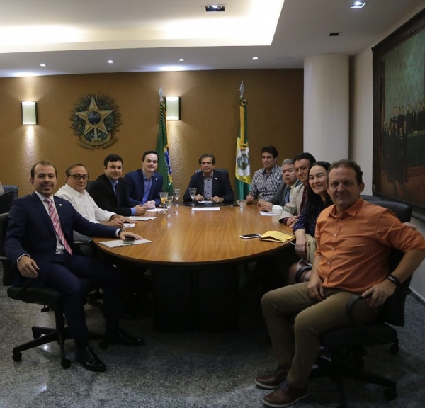 Reunião da Mesa Diretora e Colégio de Líderes da AL-CE, realizada no último dia 24 (Foto: José Leomar)