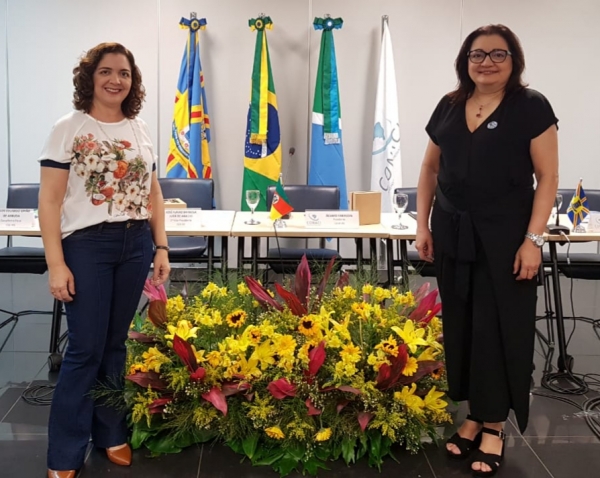 Heline Monteiro e Sílvia Helena Correia representam a ALCE no evento