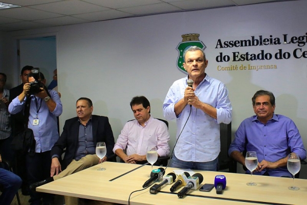 Deputado Dr. Sarto apresentou a chapa durante atividade no Comitê de Imprensa da AL-CE