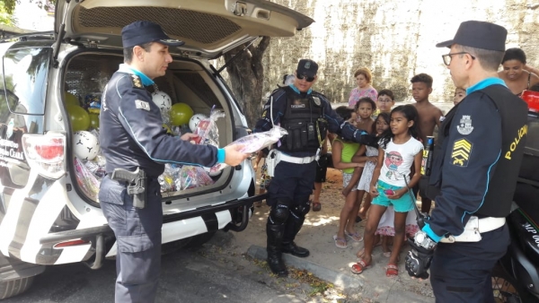 Ação beneficiou crianças de comunicades localizadas no bairro Dionísio Torres