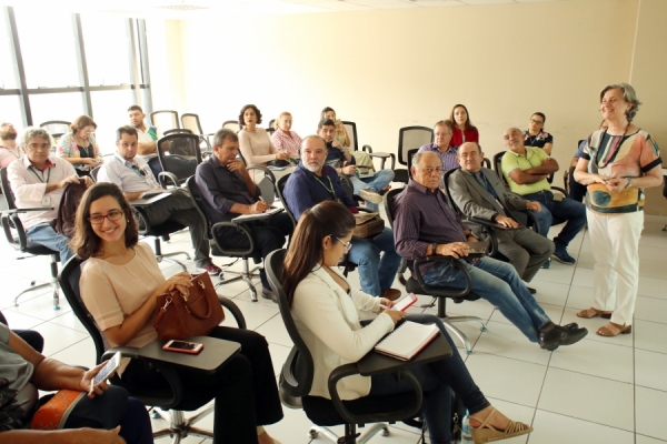 Servidores durante a atividade realizada nesta quarta-feira (22/01)