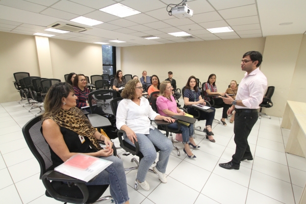 Aulas dos semestres iniciais dos cursos de línguas terão início após o período do Carnaval (22 a 25 de fevereiro)