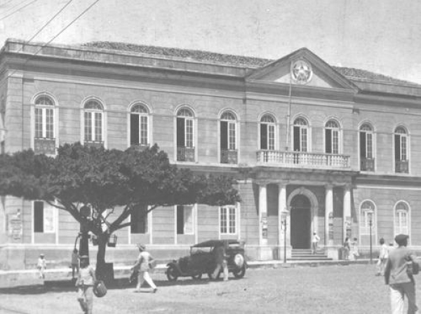 Palácio Senador Alencar, onde a Assembleia funcionou entre 1871 e 1977