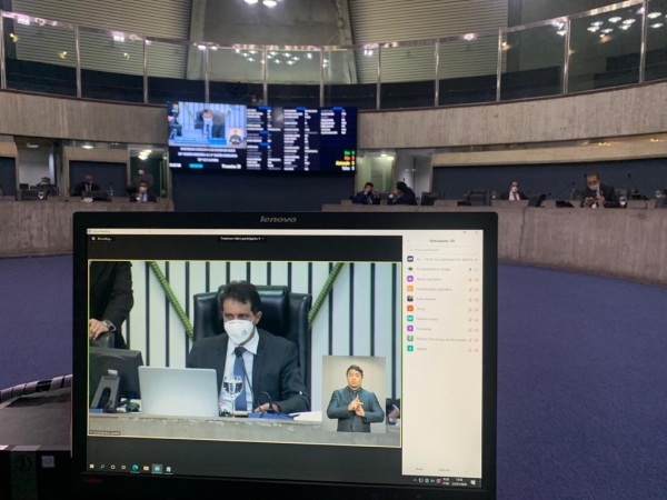 Sessões são acompanhadas pelos deputados por meio do Zoom e da transmissão pela TV Assembleia