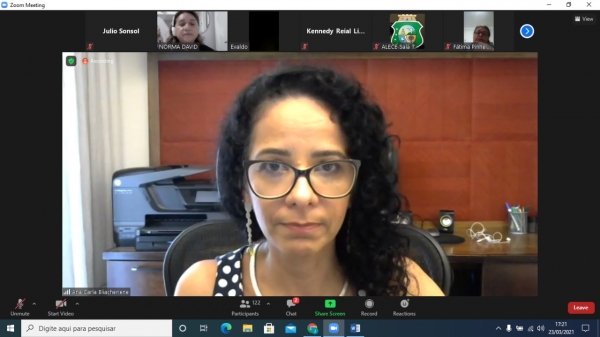 Professora Ana Carla Bliancheriene, da USP, foi a palestrante do Webinar