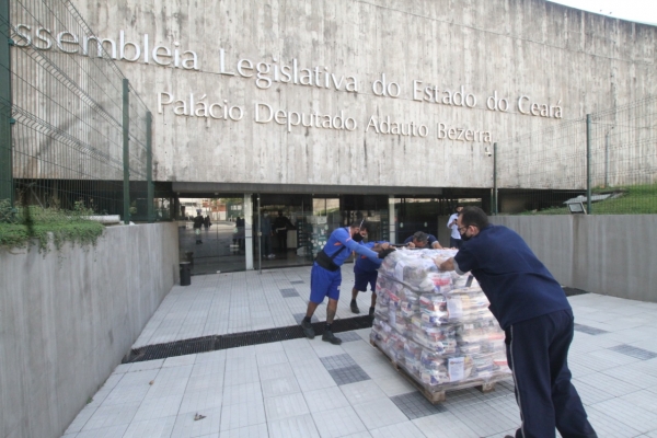 Doações estão sendo feitas de segunda à sexta-feira, na Assembleia Legislativa