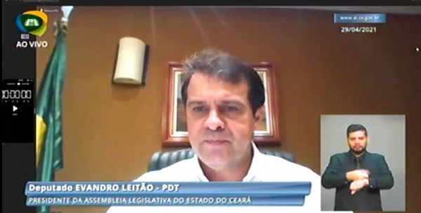 Presidente Evandro Leitão anunciou medidas na sessão realizada na quinta-feira (29/04)