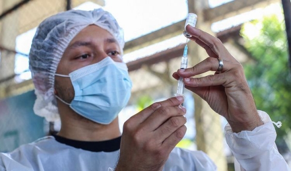 Fortaleza já aplicou mais de 2,3 milhões de doses de vacinas