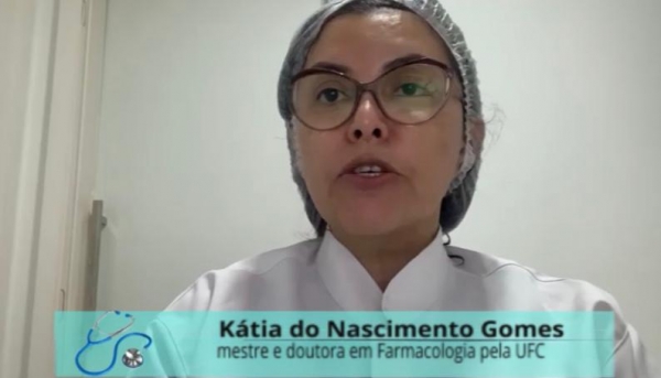 Kátia Gomes orienta sobre automedicação