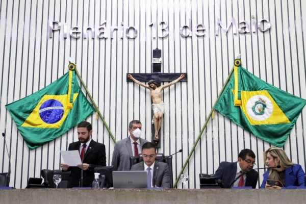 Deputados Júlio César Filho, Fernando Santana, Carlos Felipe e Augusta Brito na sessão desta quarta-feira (03/08)