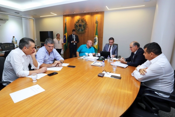 Estão defininas sessões plenárias para os dias 6 e 13 de setembro