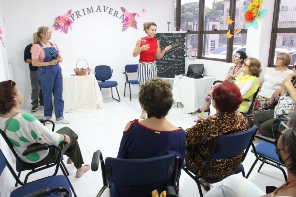 Coordenadoras do Programa Casulo conversam com servidores em mais um Café e Lazer