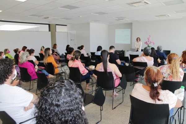 Atividades prosseguem à tarde, no auditório do DSAS