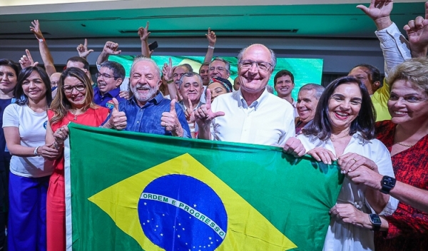 Luiz Inácio Lula da Silva foi eleito presidente da República pela terceira vez neste domingo (30/10)