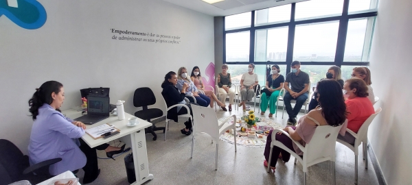 Servidoras durante a roda de conversa