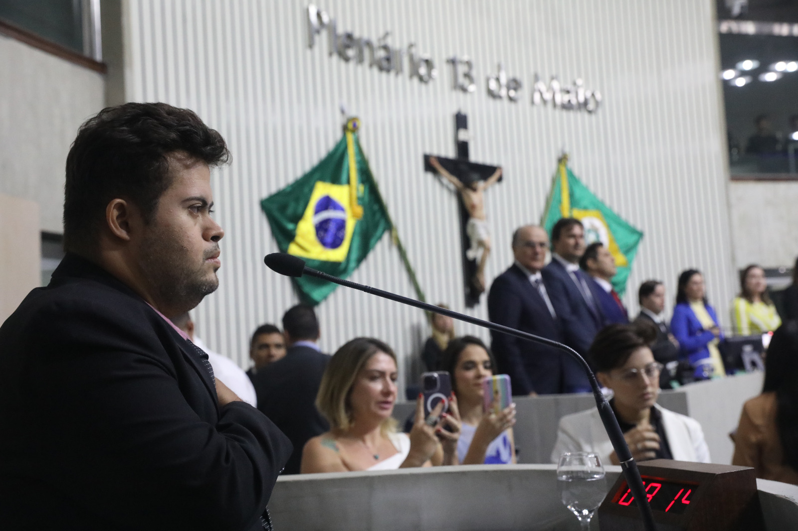 Sessão solene foi nesta terça-feira (21/03)