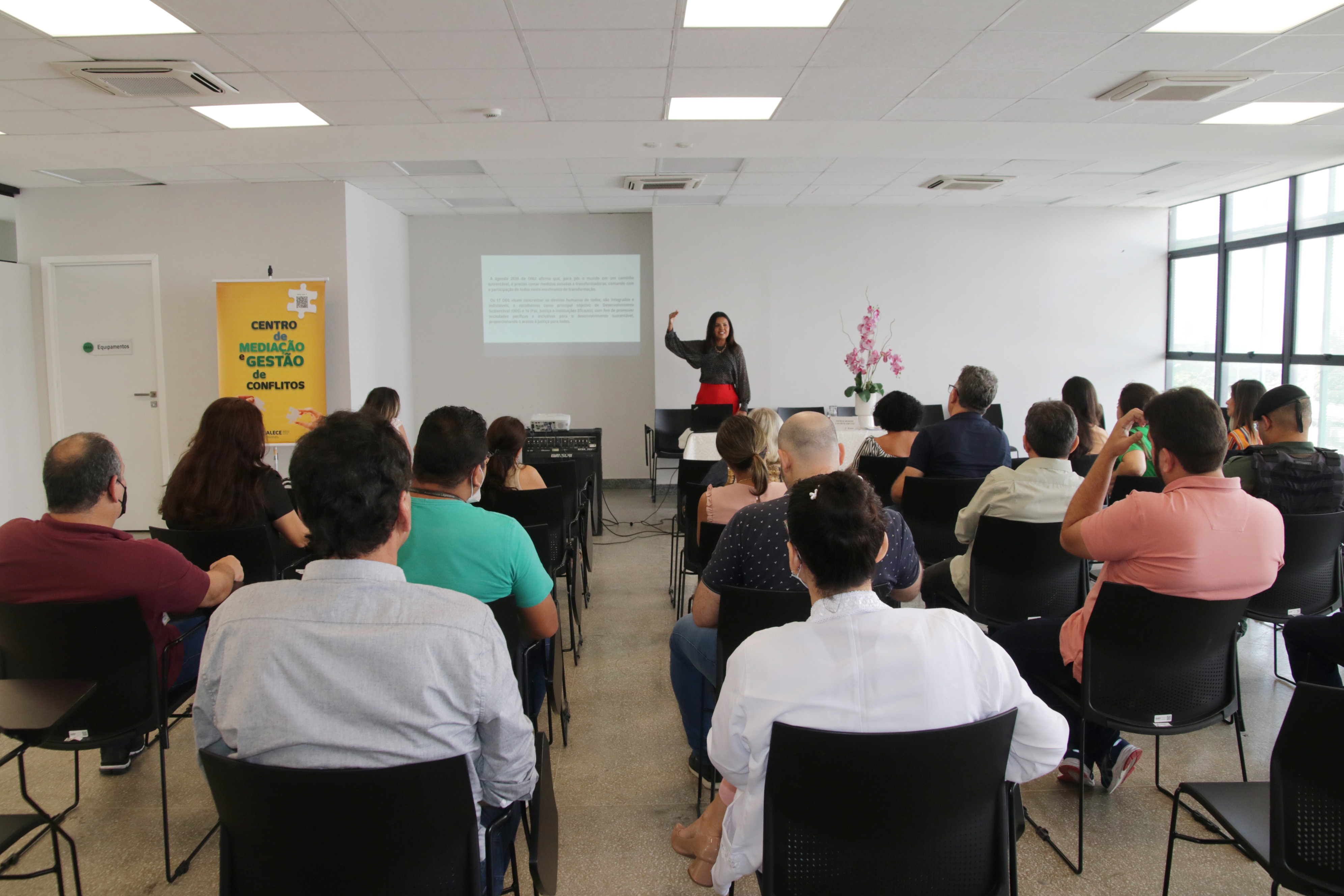 Palestra contou com servidores de diversos setores