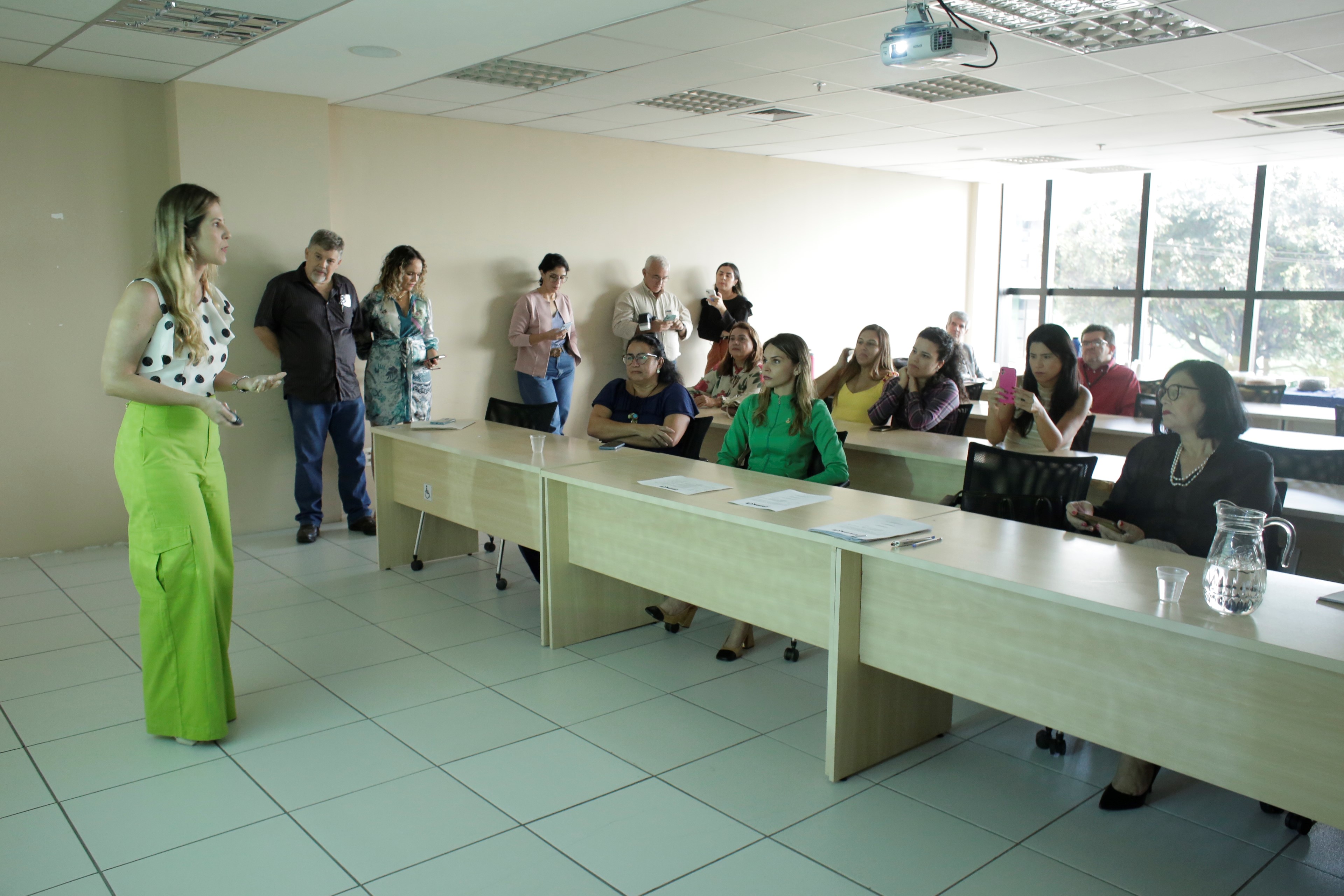 Estudantes dos MBAs em Assessoria Parlamentar e em Gestão e Governança Pública apresentaram seus trabalhos