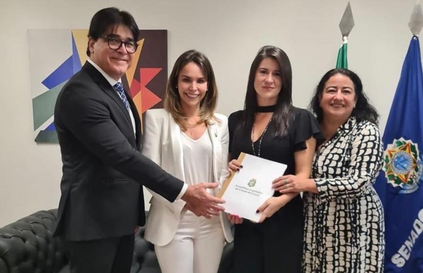 Agenda incluiu reunião no Instituto Legislativo Brasileiro (ILB)