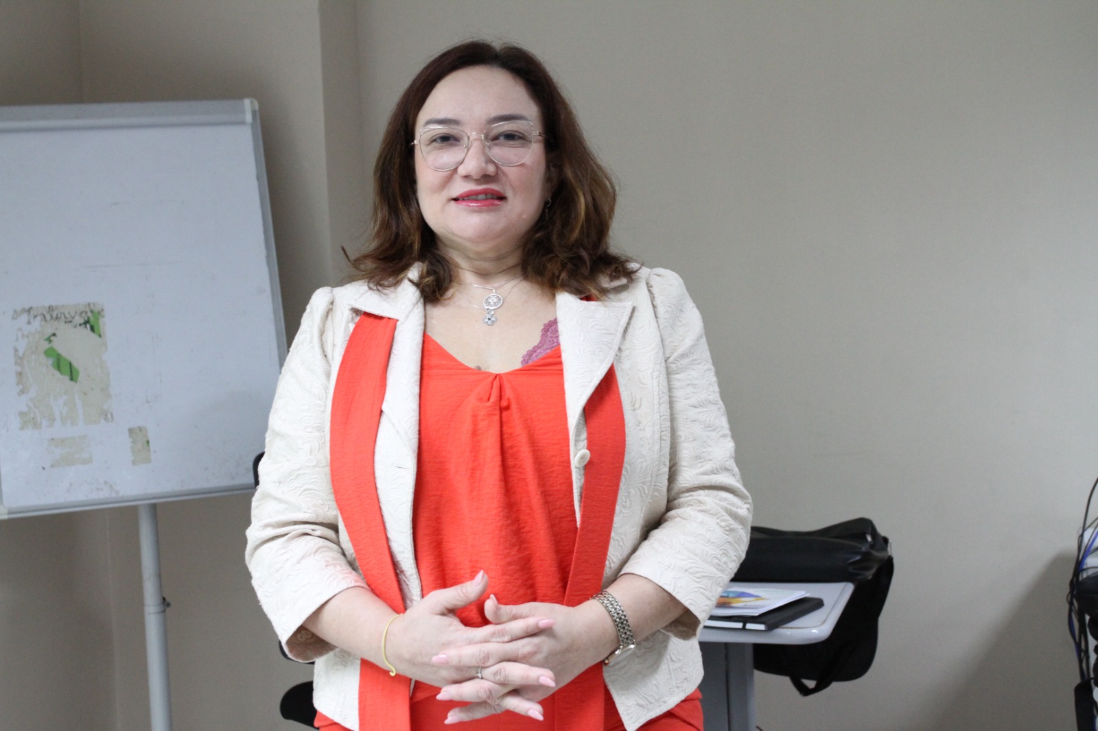 Elenice Lima enfatiza que os servidores efetivos, aposentados e pensionistas das folhas 2, 4, 6, 7, 16 e 17 devem fazer a prova de vida