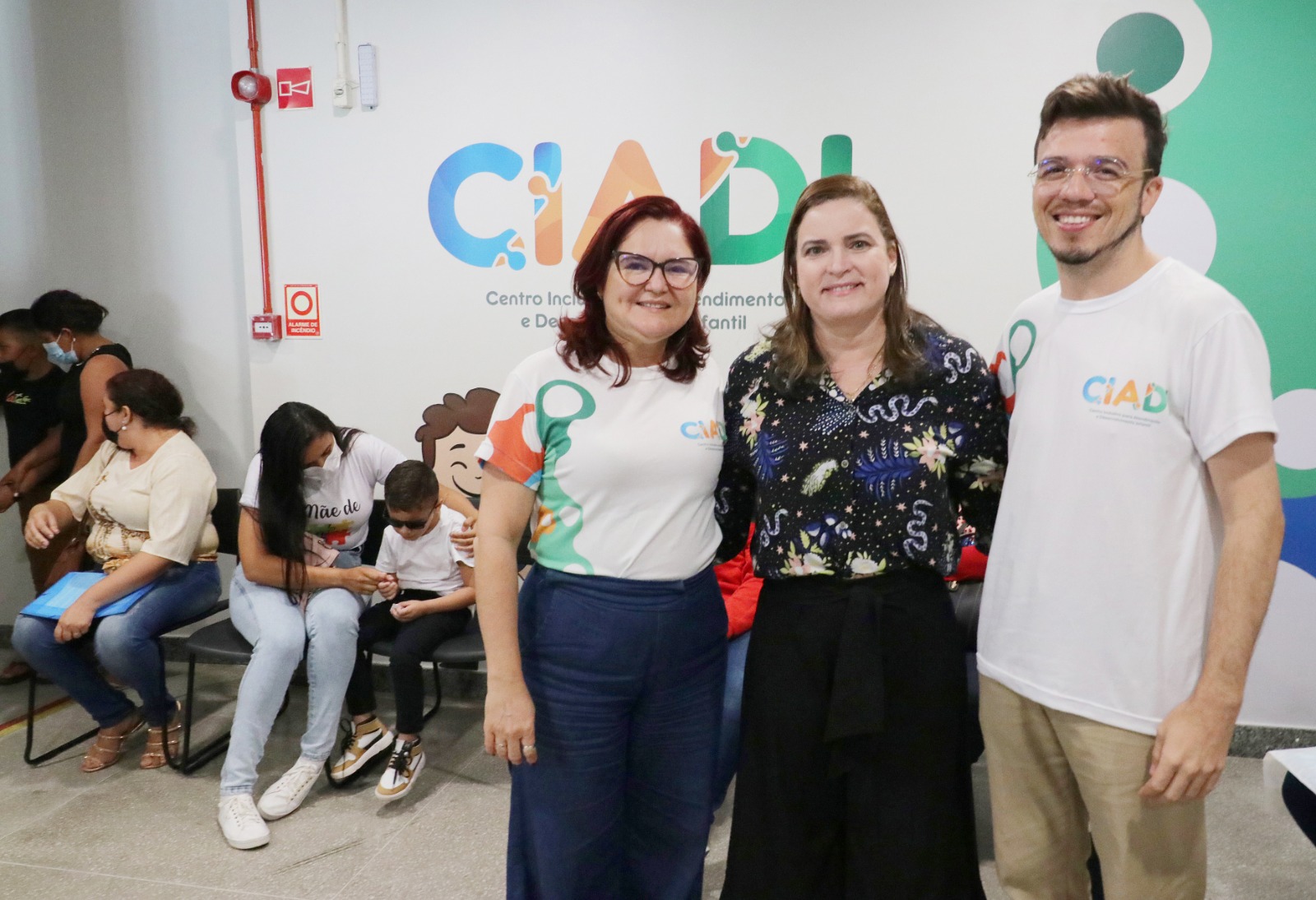Sáskya Vaz, Cristiane Leitão e Bráulio Teixeira em atividade no Ciadi