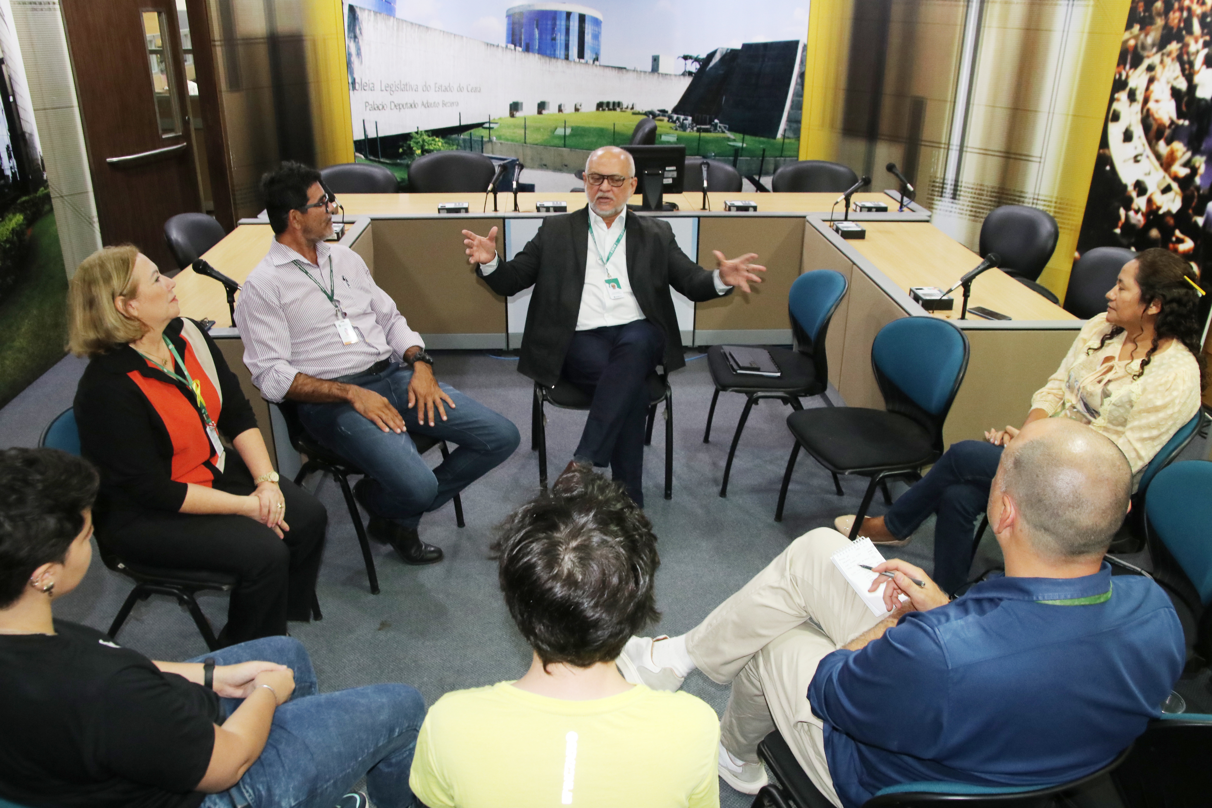Equipes do Malce e da Unifor discutiram inovações para o Memorial