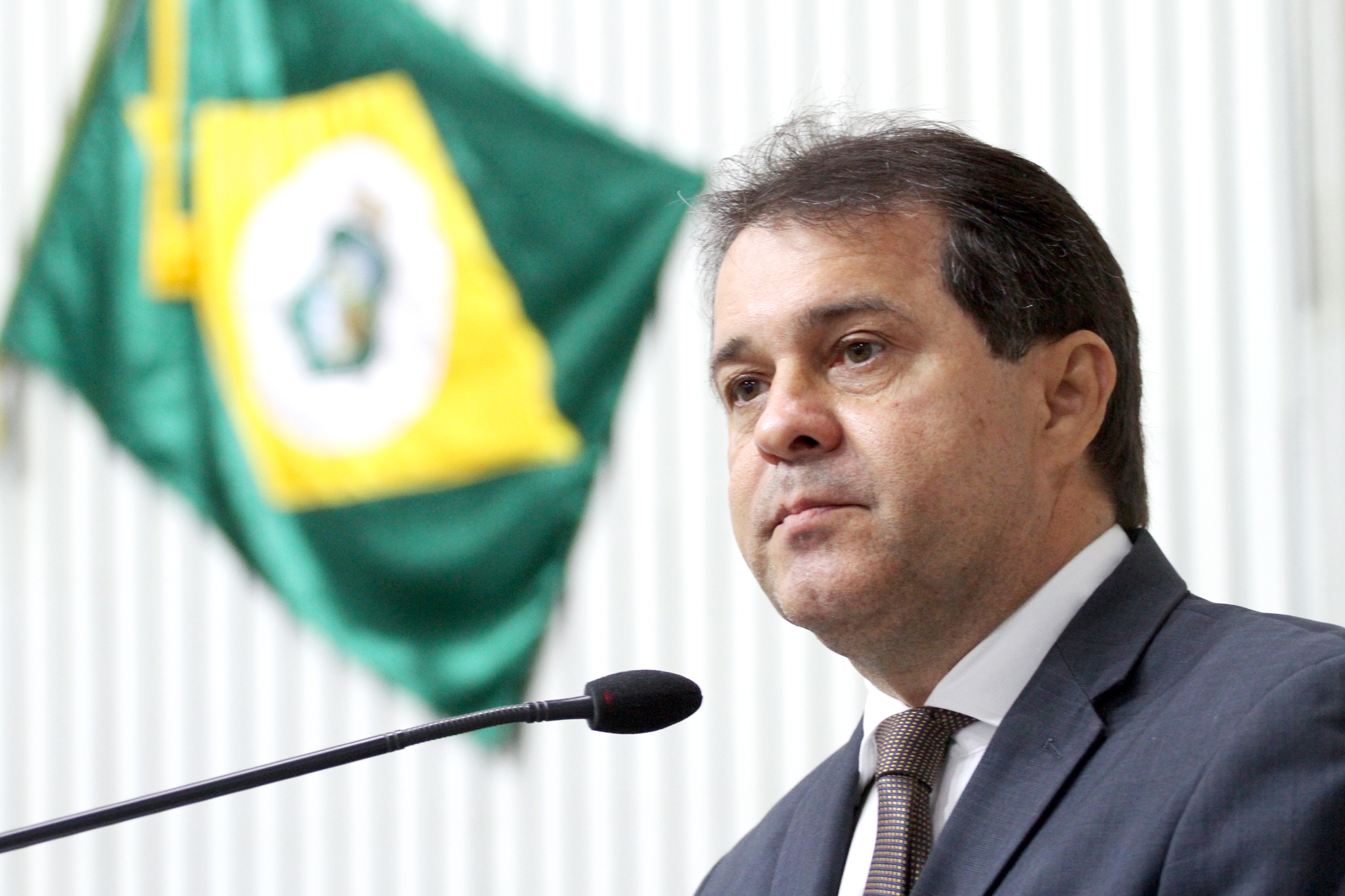 Presidente da Alece, deputado Evandro Leitão (PDT), durante pronunciamento