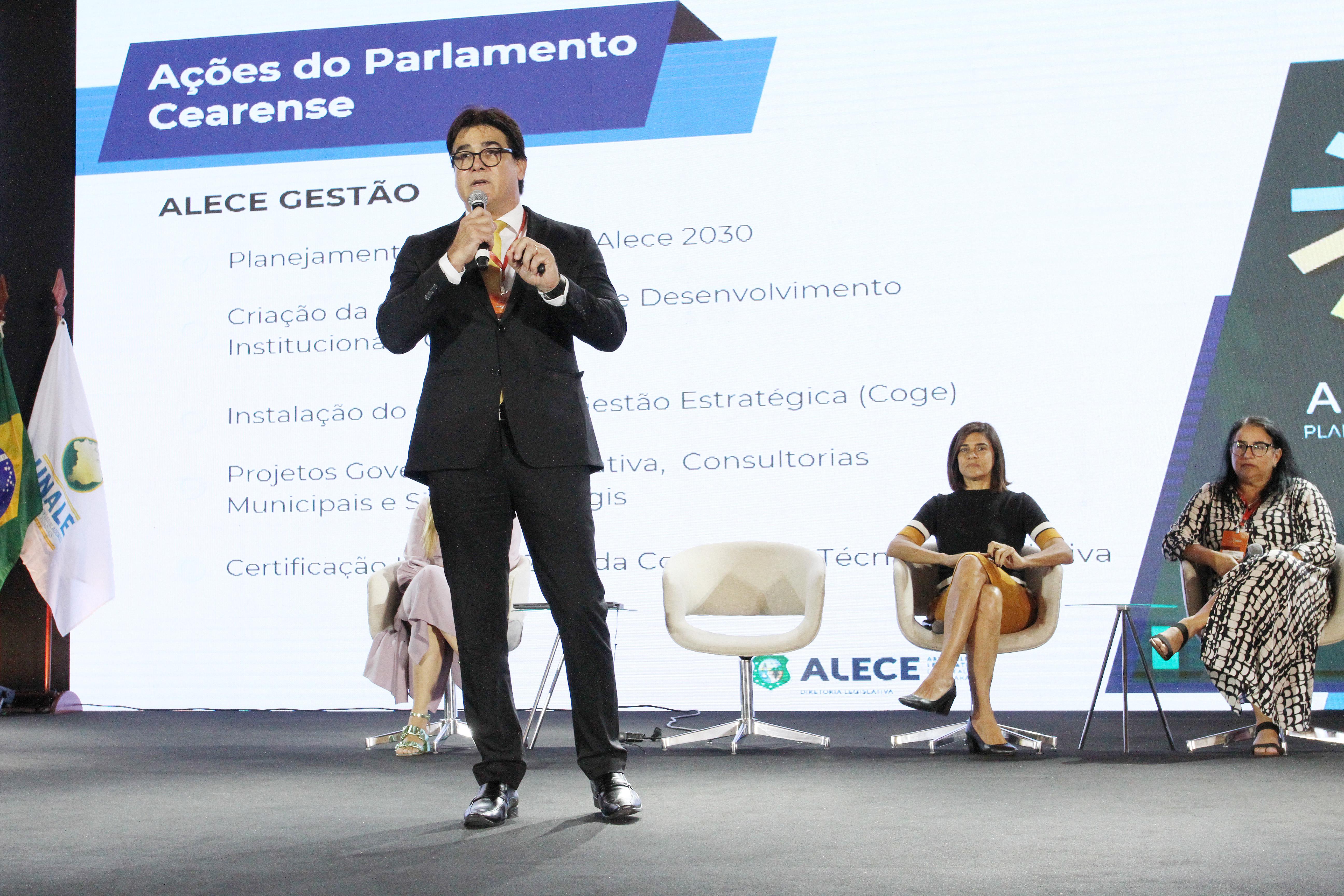 Diretor legislativo da Alece, Fabrício Machado