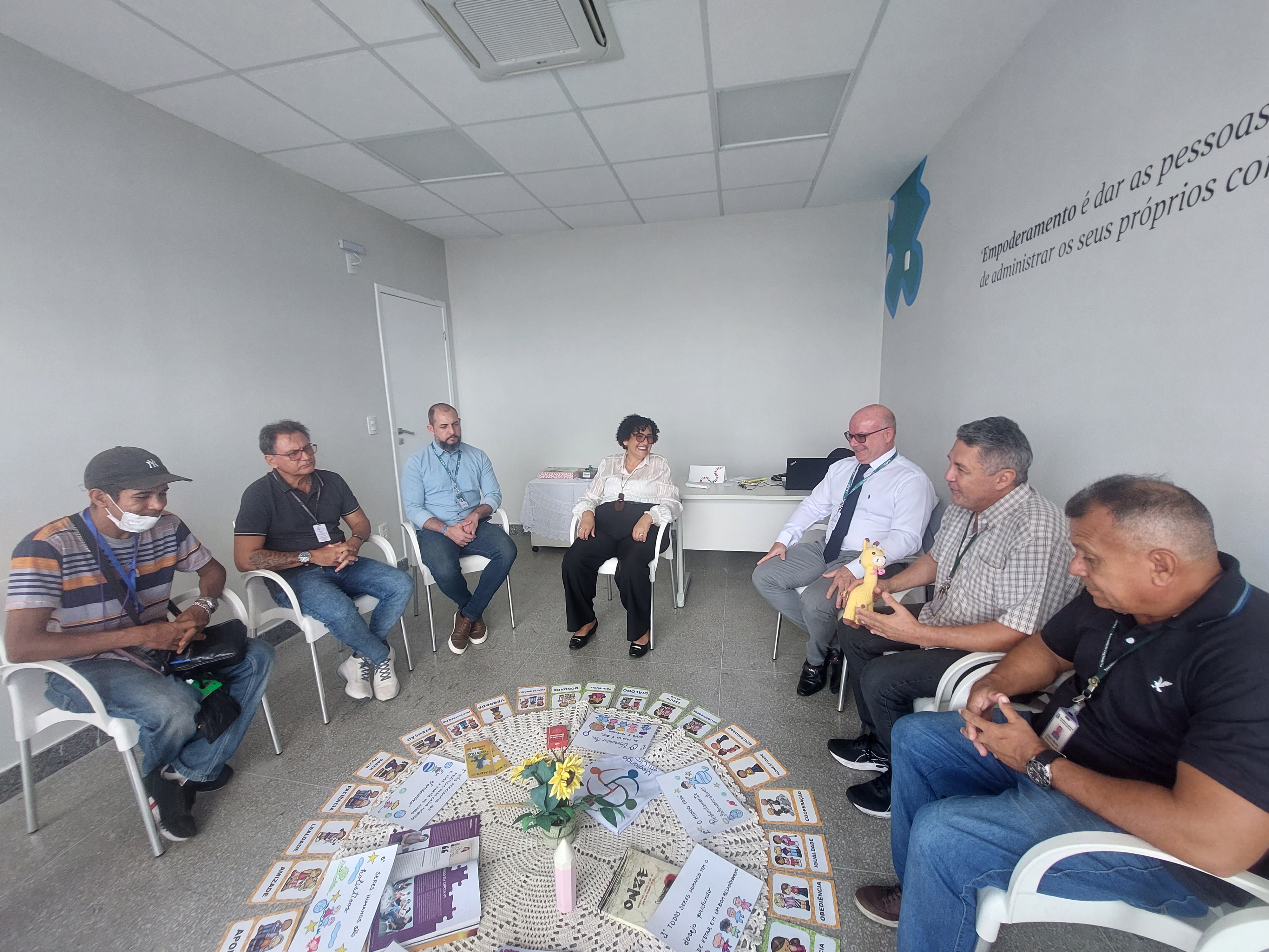 Atividade foi conduzida por Luisa Leia, facilitadora do Centro de Mediação e Gestão de Conflitos