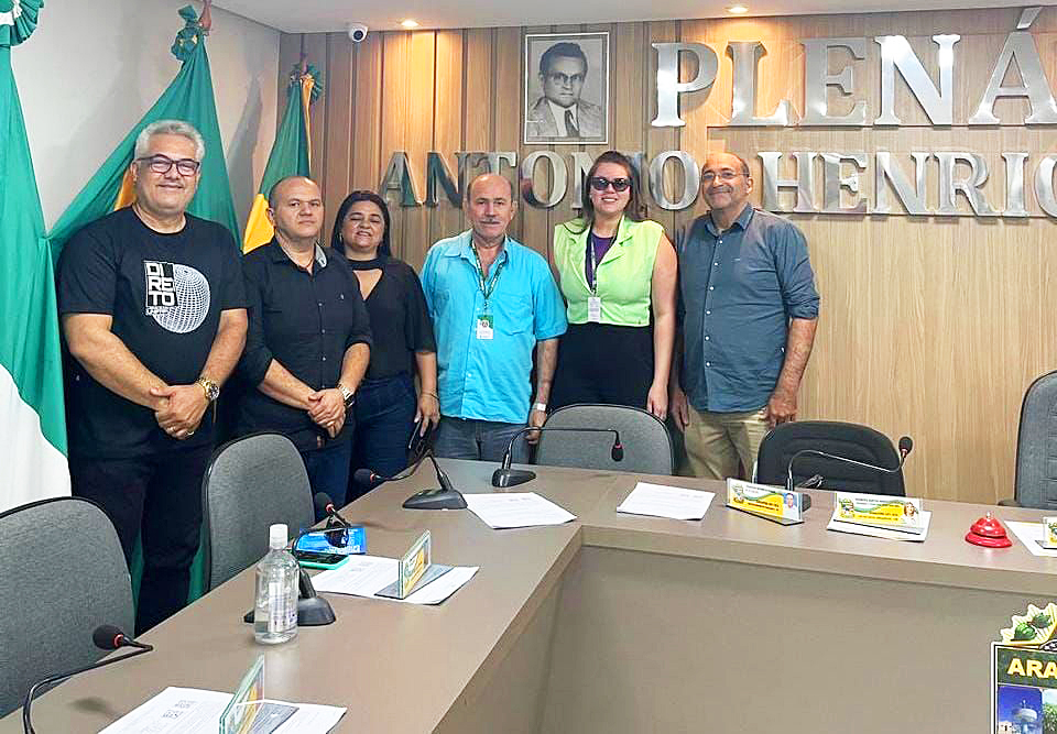 Equipe da Unipace durante visita à Câmara Municipal de Araripe