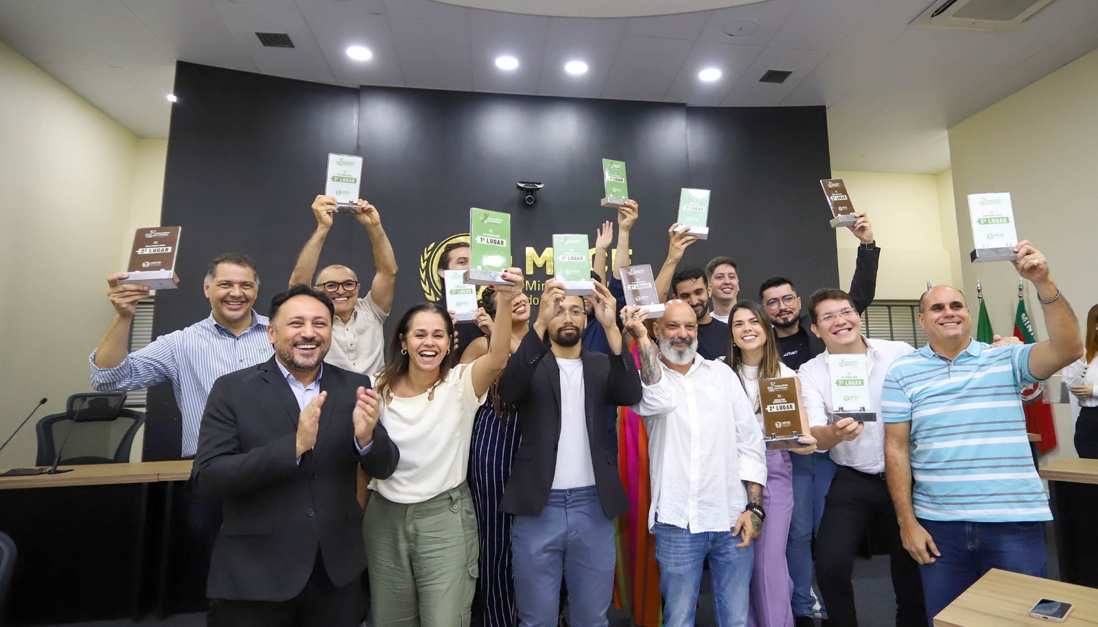 Equipes da Coordenadoria de Comunicação da Alece se destacaram na premiação