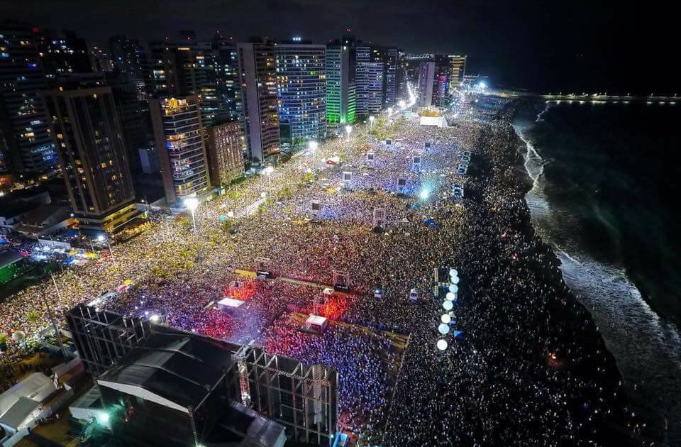 Fotos em Boate Donna Santa - Praia de Iracema - Fortaleza, CE