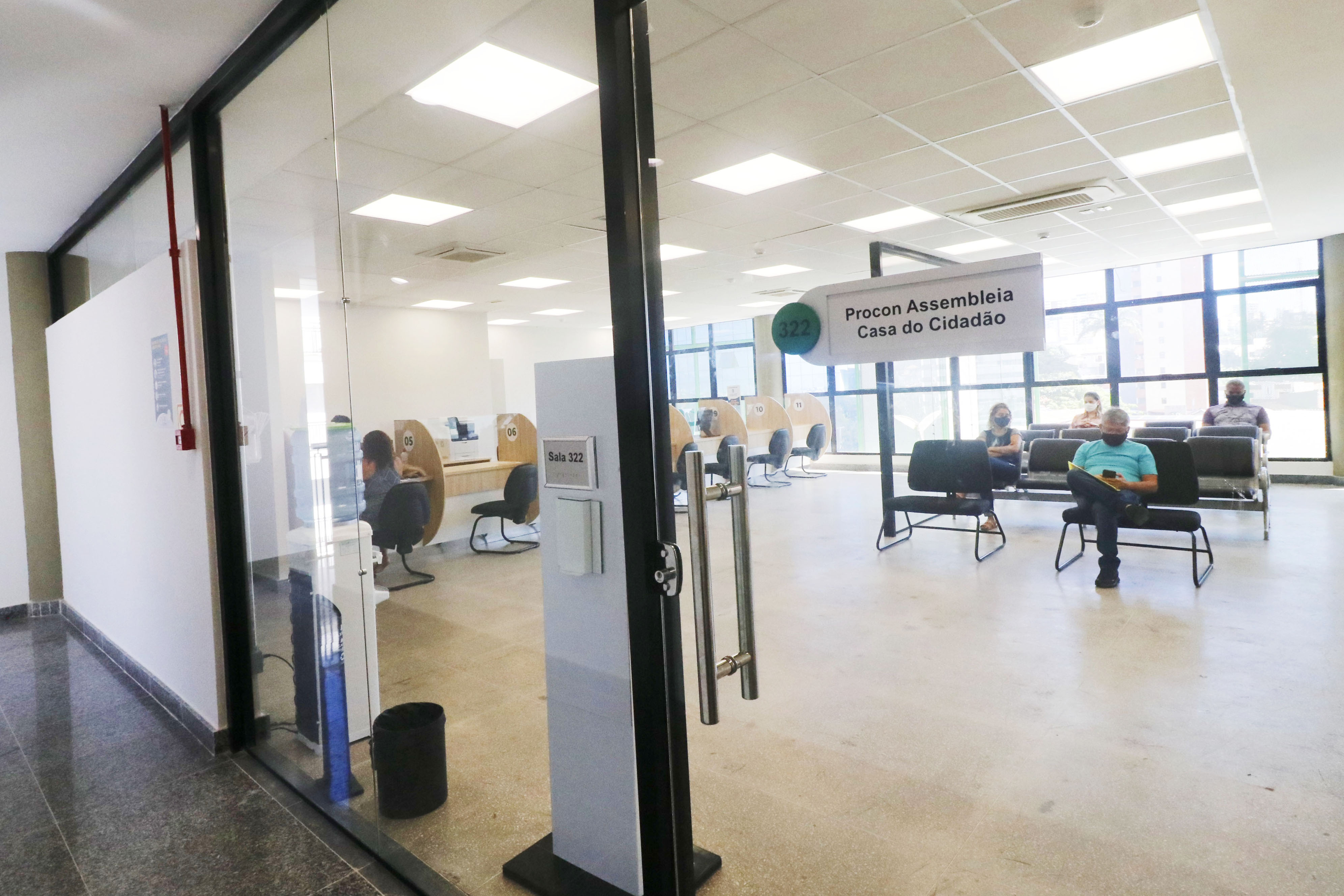 Procon Assembleia manteve atendimento ao público durante o recesso da Alece