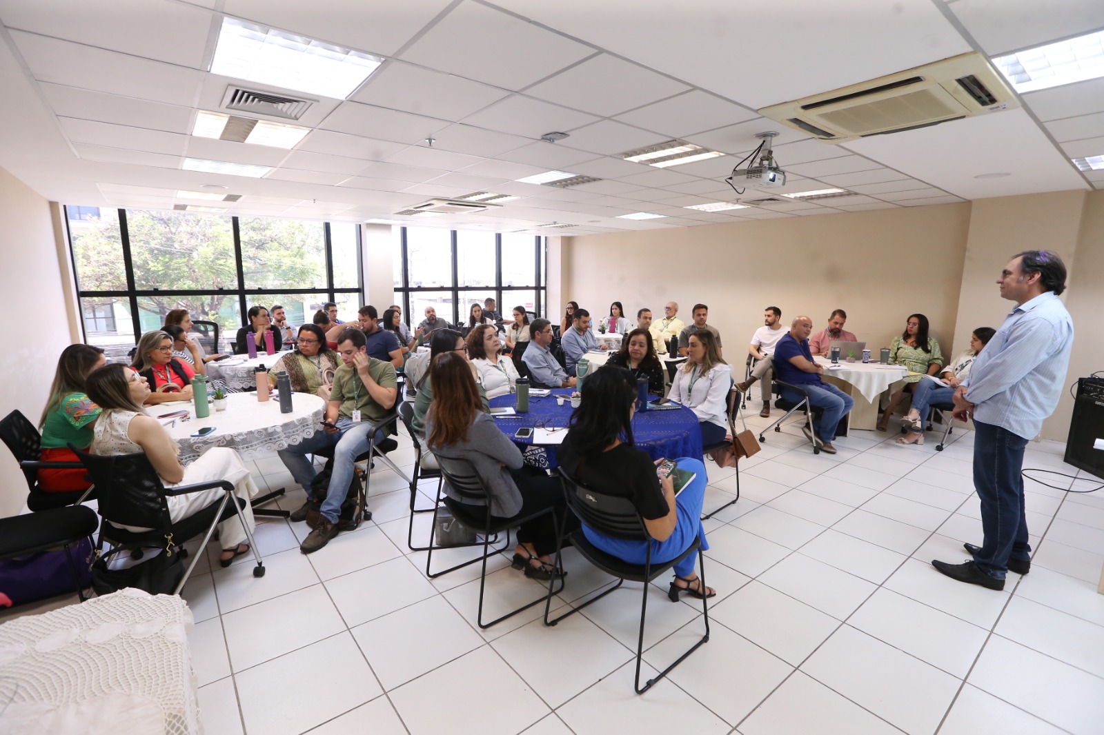 O consultor Facundo Barbosa destacou a abordagem do curso centrada nas pessoas