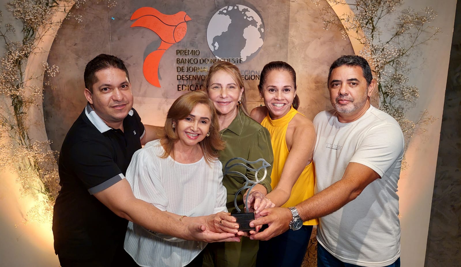 Equipe da Alece TV durante a solenidade de entrega do prêmio