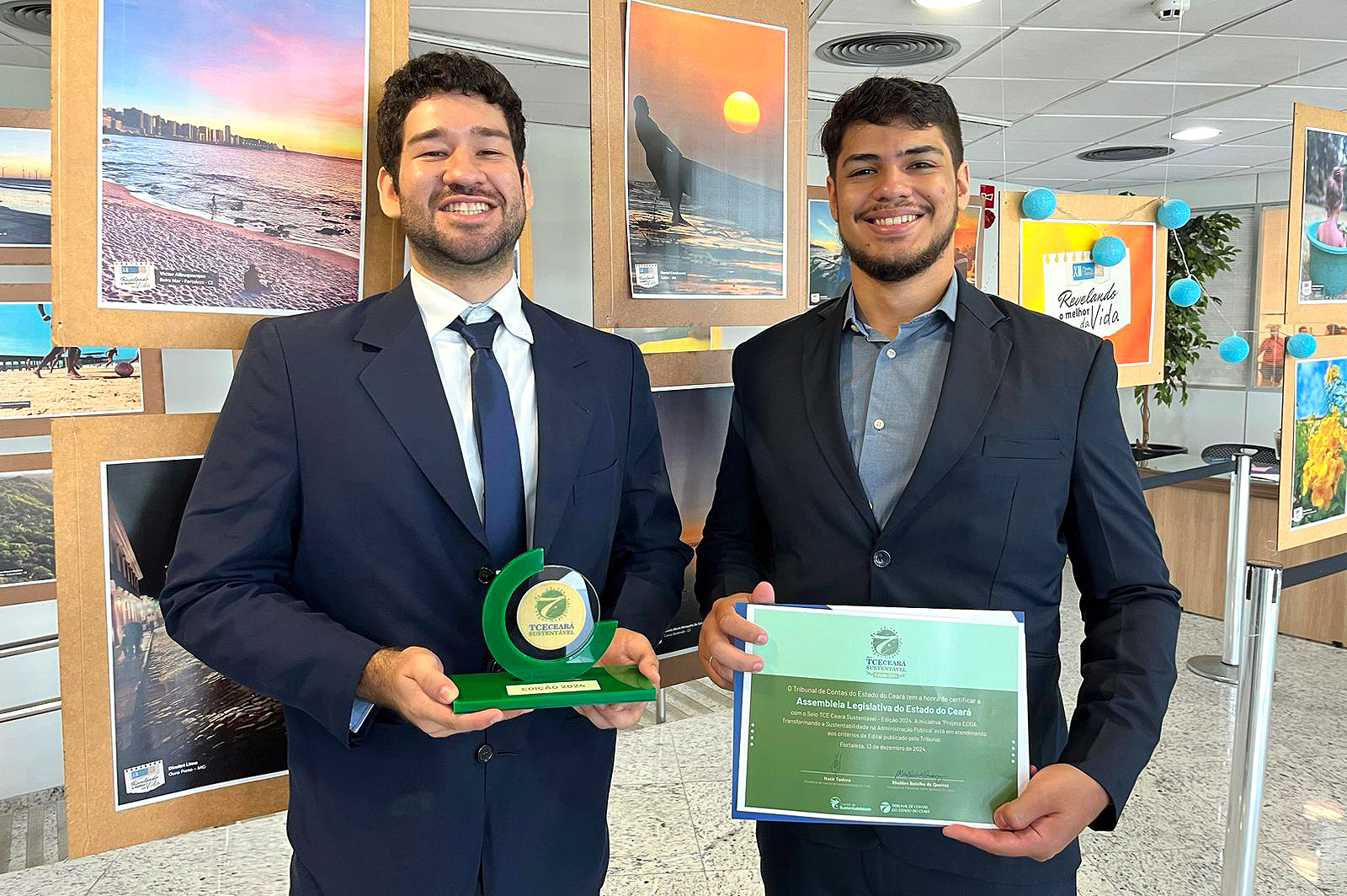 Integrantes da Célula de Sustentabilidade e Gestão Ambiental recebem homenagem em solenidade na sede do TCE-CE