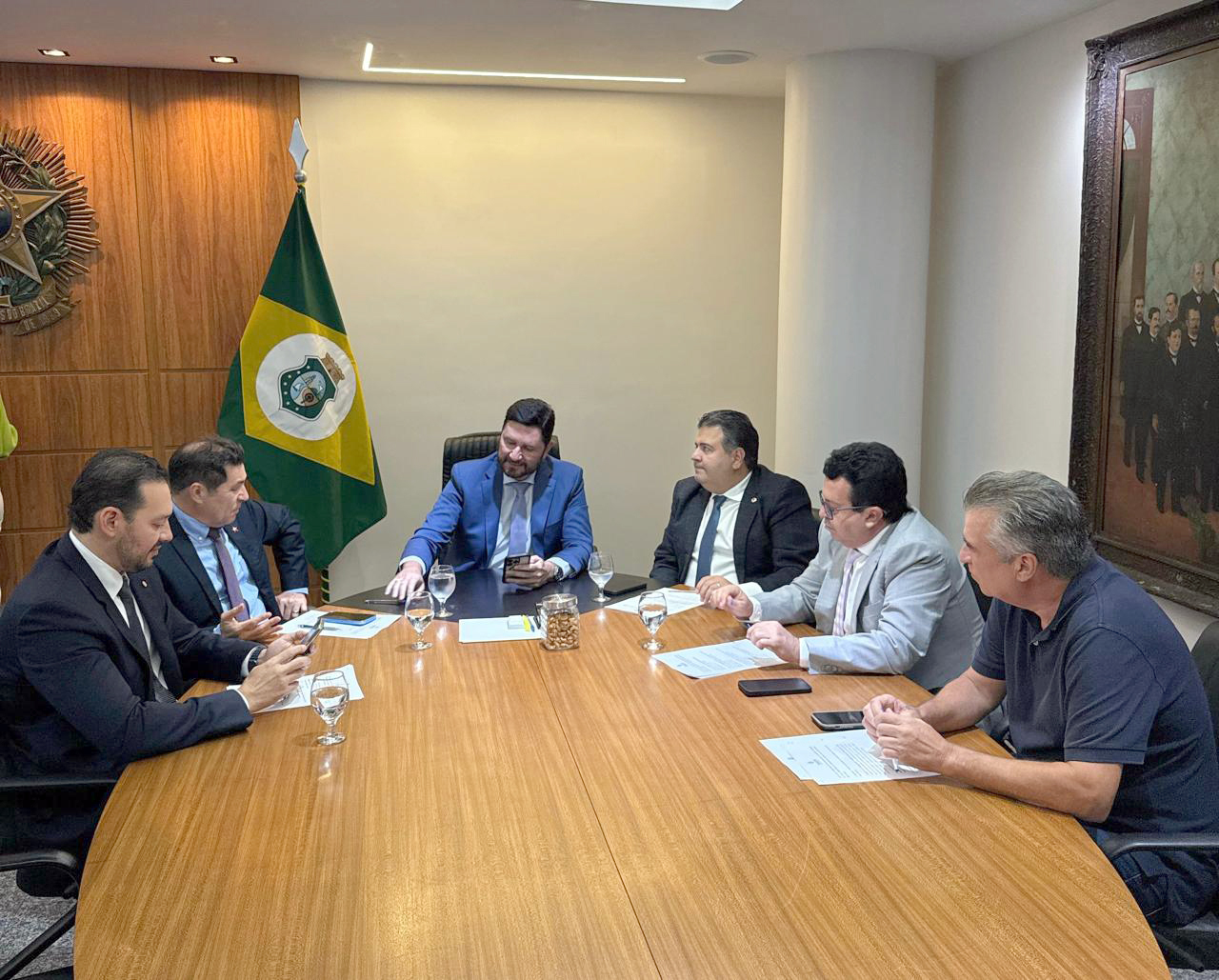 Reunião da Mesa Diretora, sob a presidência do deputado Romeu Aldigueri