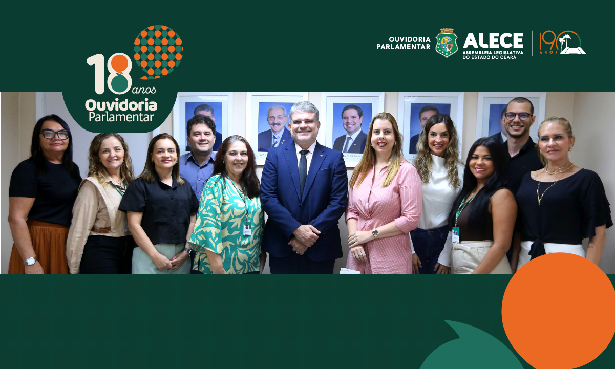 Equipe da Ouvidoria Parlamentar da Alece com o ouvidor Leonardo Pinheiro