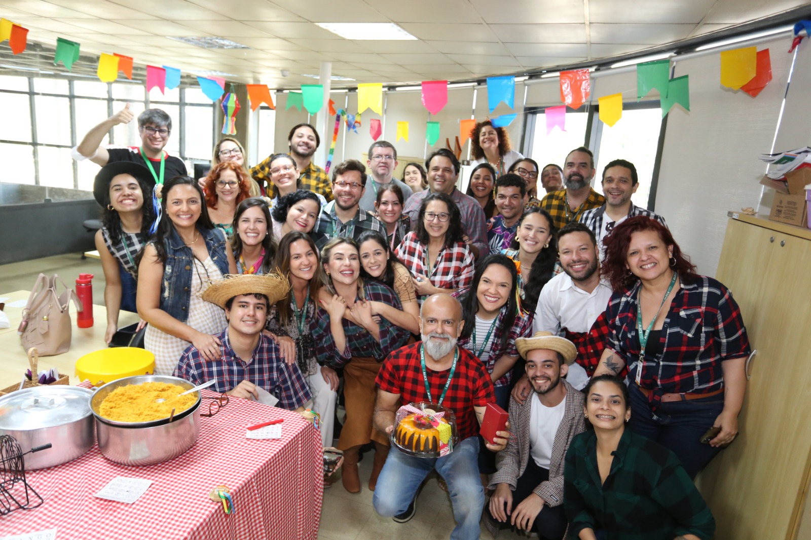 Parte da equipe da comunicação da Alece