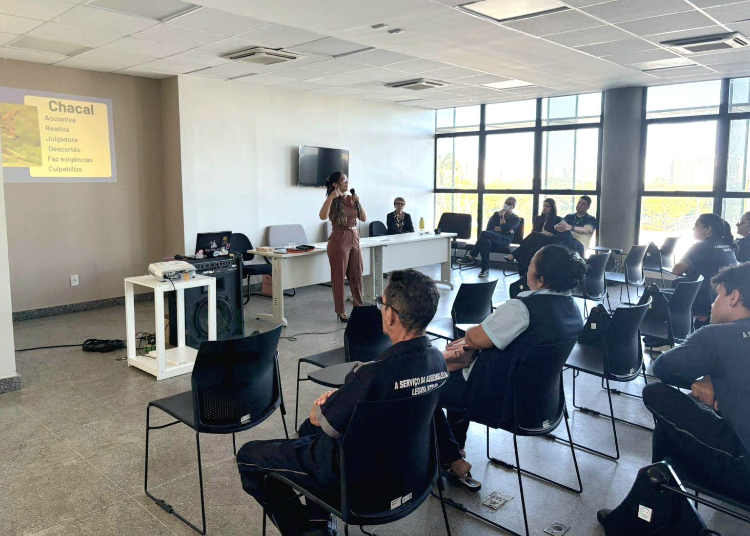 Colaboradores da empresa Certa receberam orientações sobre relações interpessoais