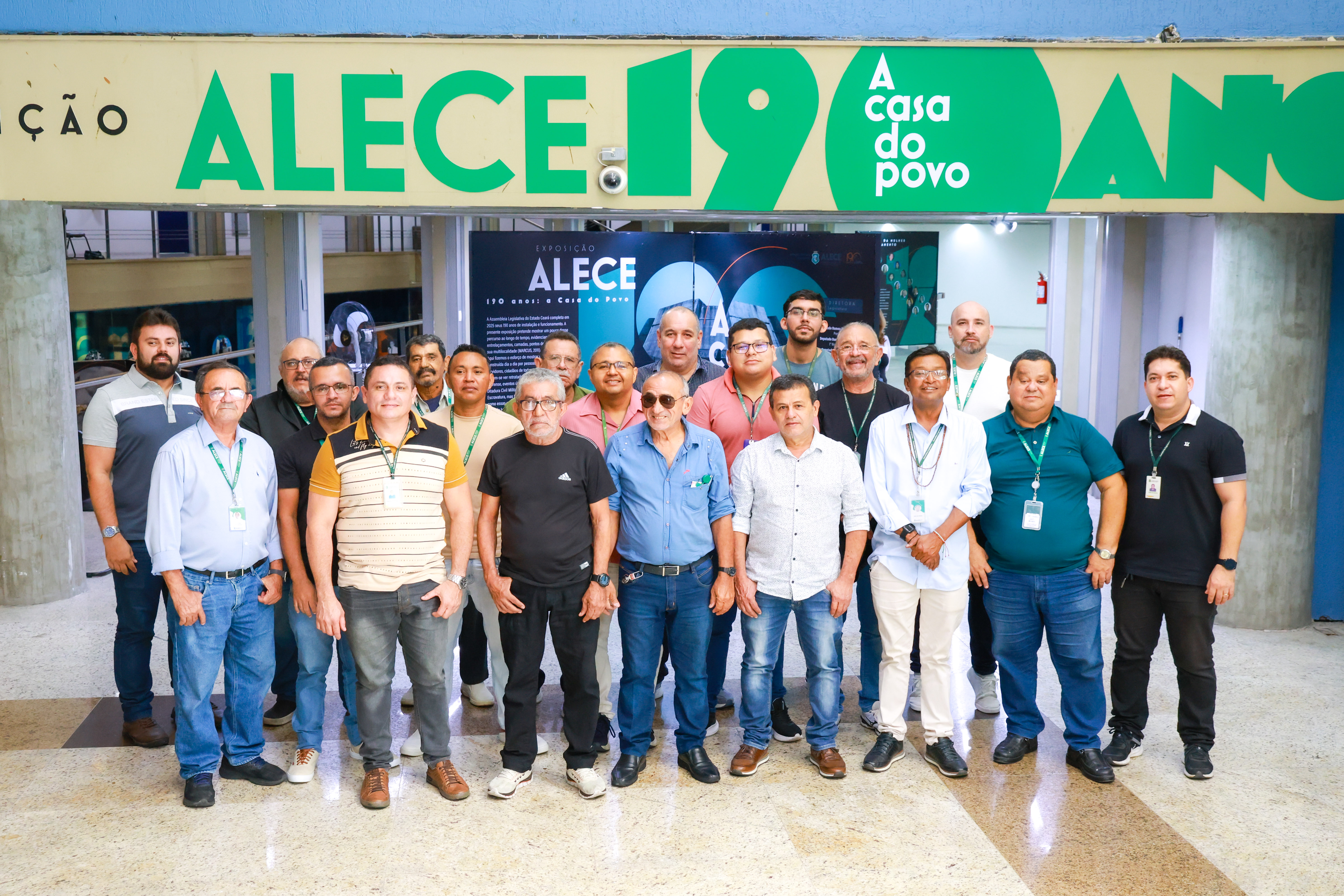 Parte da equipe do Núcleo de Transportes da Alece