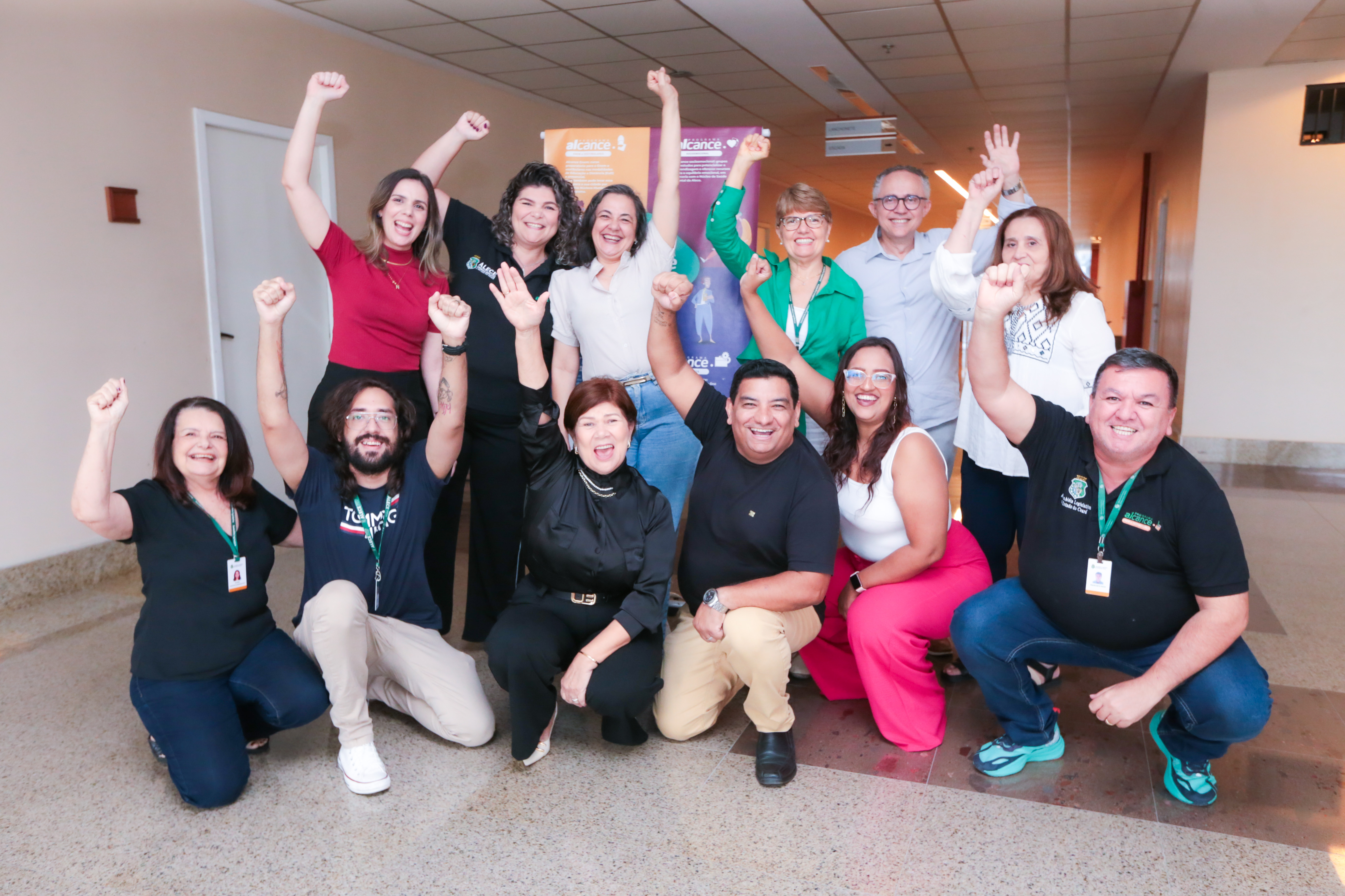 Equipe do Alcance é responsável por administrar eixos do programa que visam a formação integral dos estudantes