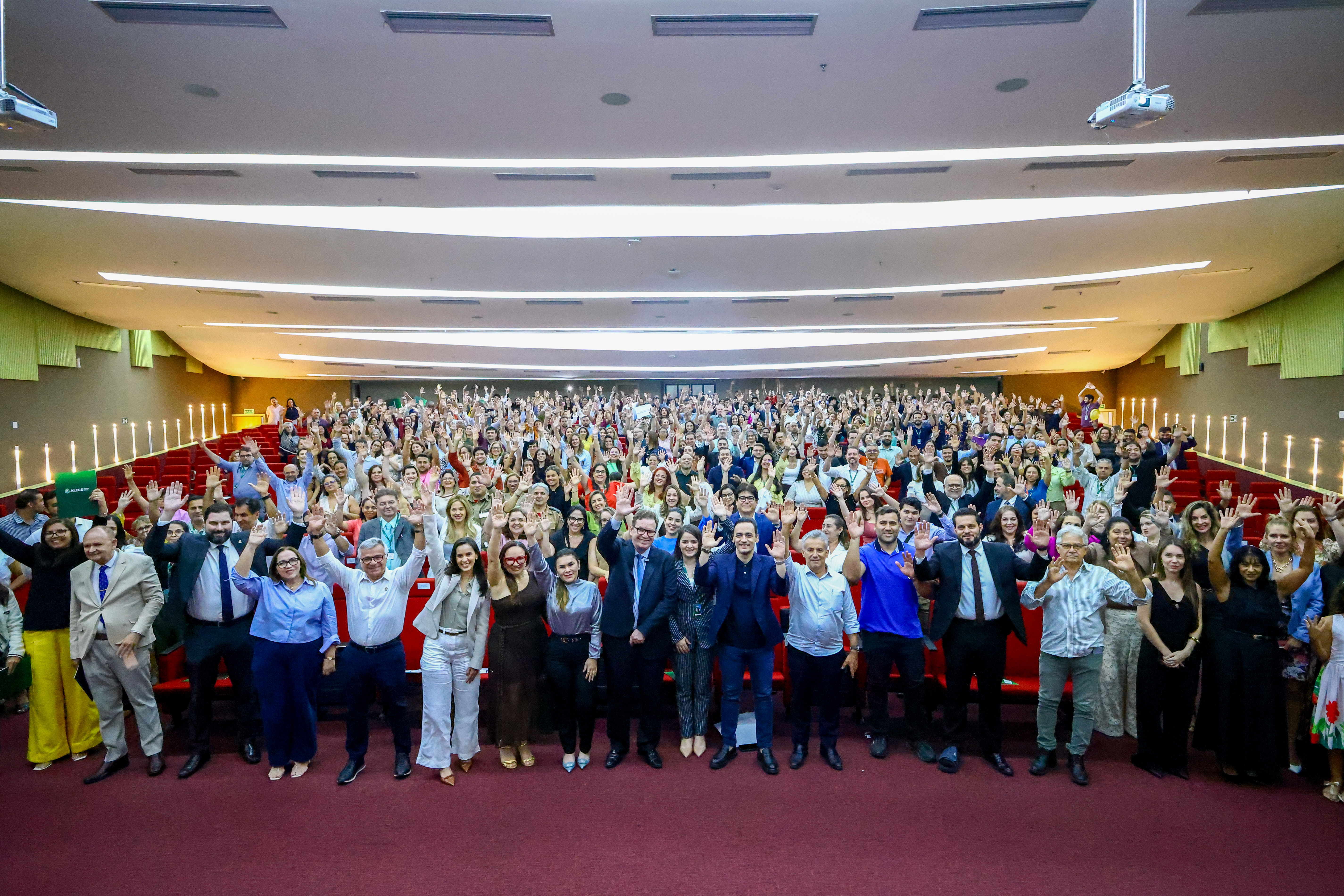 Semana do Servidor contou com cinco dias de programação e foi encerrada com o reconhecimento a quem faz a Alece