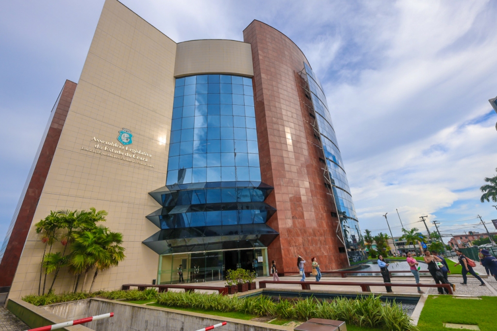 Anexo II da Alece ficará sem energia de 8h às 16h no domingo