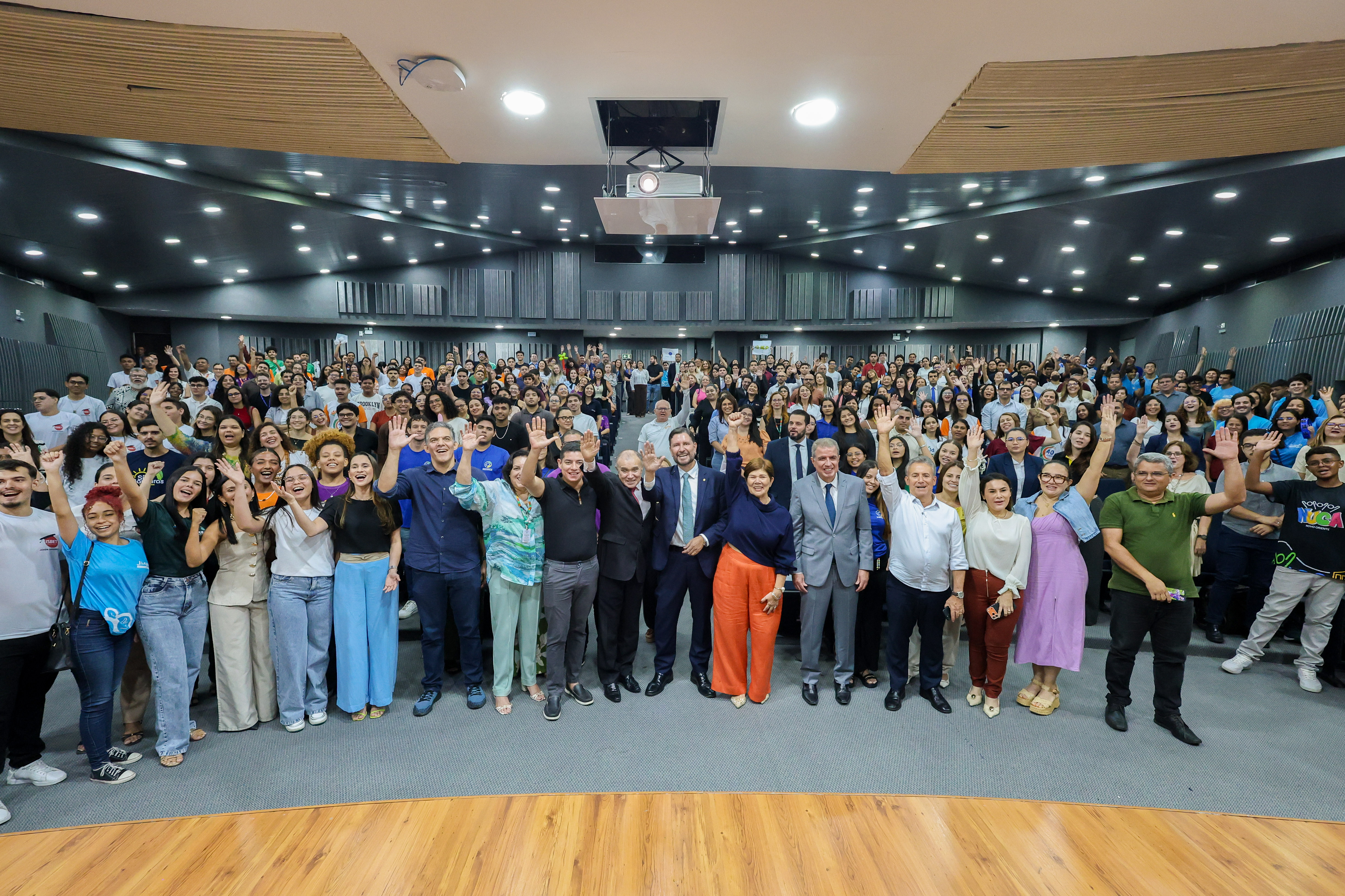 O anúncio foi feito na abertura da 3ª Feira Cearense de Aprendizagem Profissional