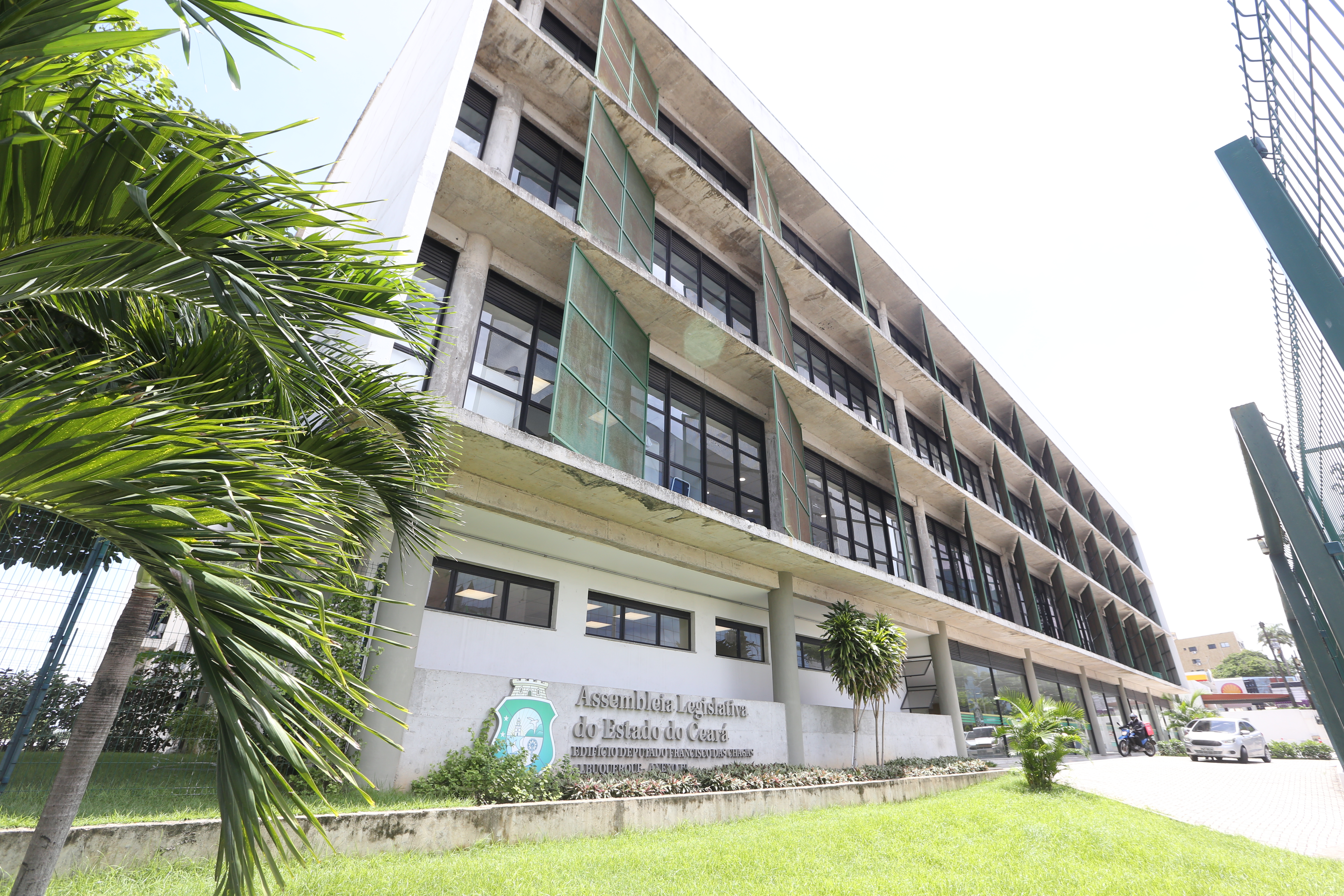 Casa do Cidadão da Alece fica no anexo III, na avenida Pontes Vieira