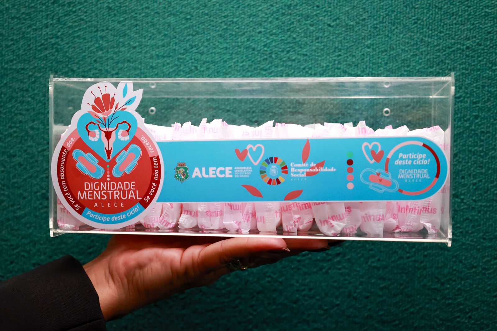 Caixetas estão distribuídas nos banheiros dos prédios da Alece